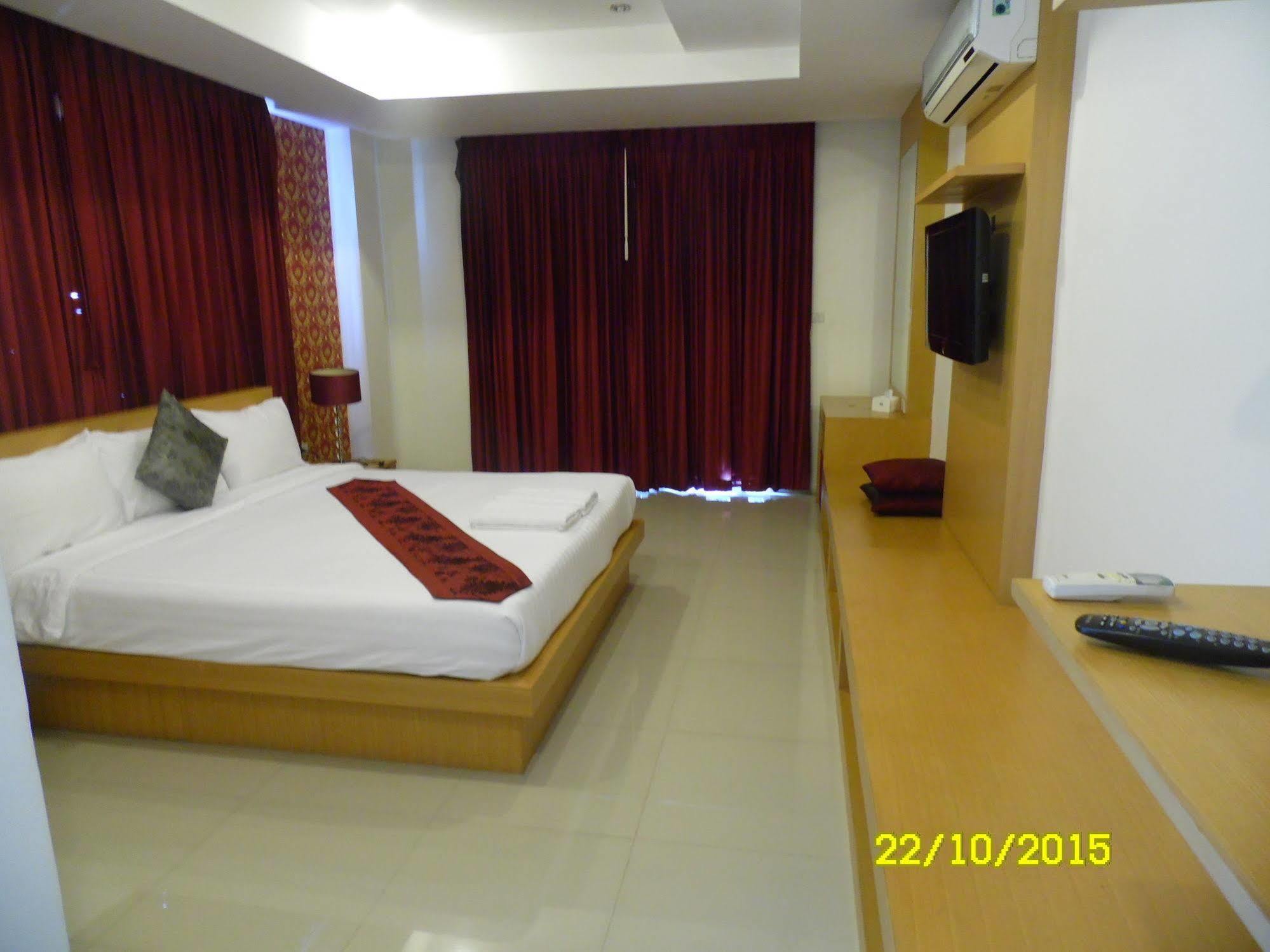 Le Desir Resortel Chalong Buitenkant foto